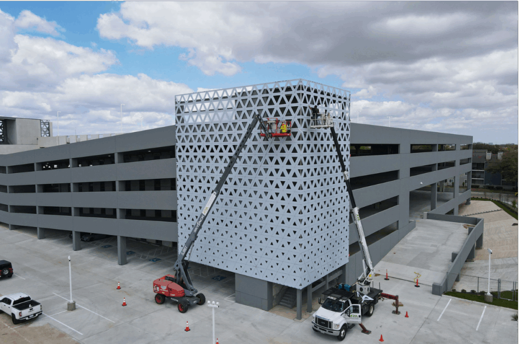32 ARIA Maintenance Crew